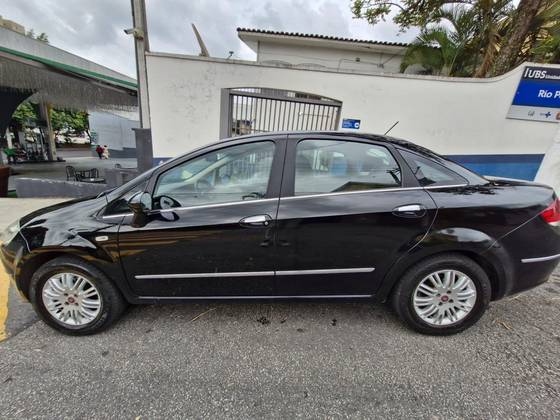 FIAT LINEA 1.8 ESSENCE 16V FLEX 4P MANUAL
